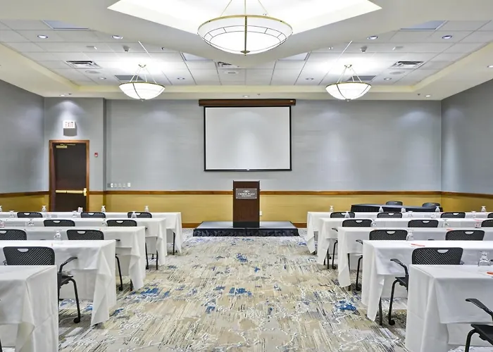 Hotel Crowne Plaza Southern Hills