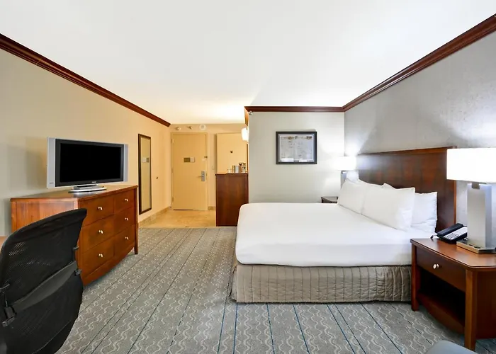 Crowne Plaza Southern Hills