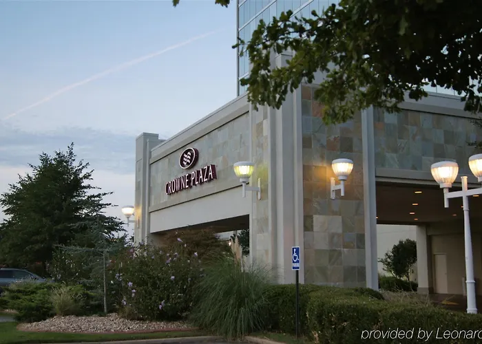 Crowne Plaza Southern Hills Hotel 4*