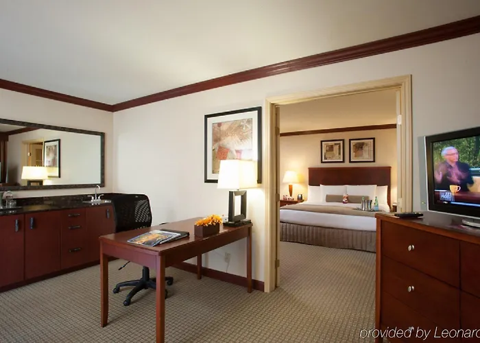 Hotel Crowne Plaza Southern Hills Tulsa