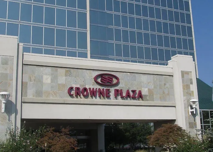 Crowne Plaza Southern Hills Hotel Tulsa