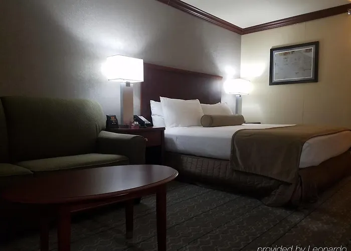 Crowne Plaza Southern Hills Hotel 4*