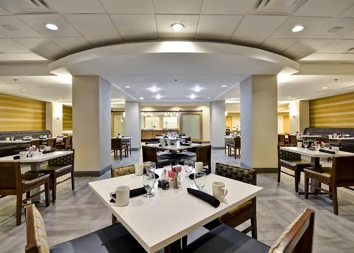 Crowne Plaza Southern Hills 4* Tulsa