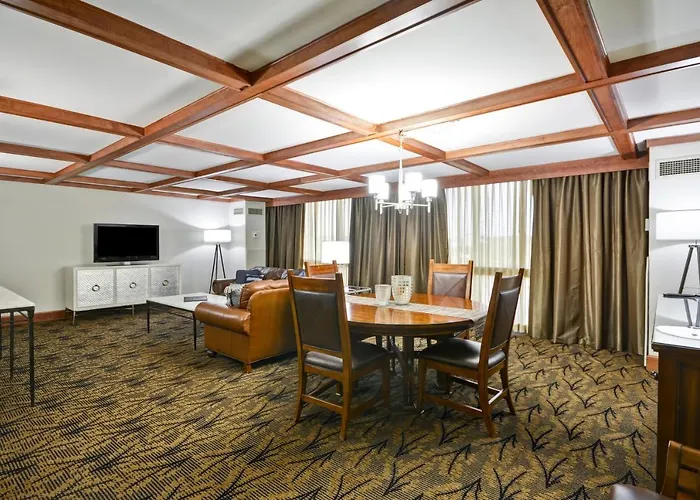 Crowne Plaza Southern Hills 4* Tulsa