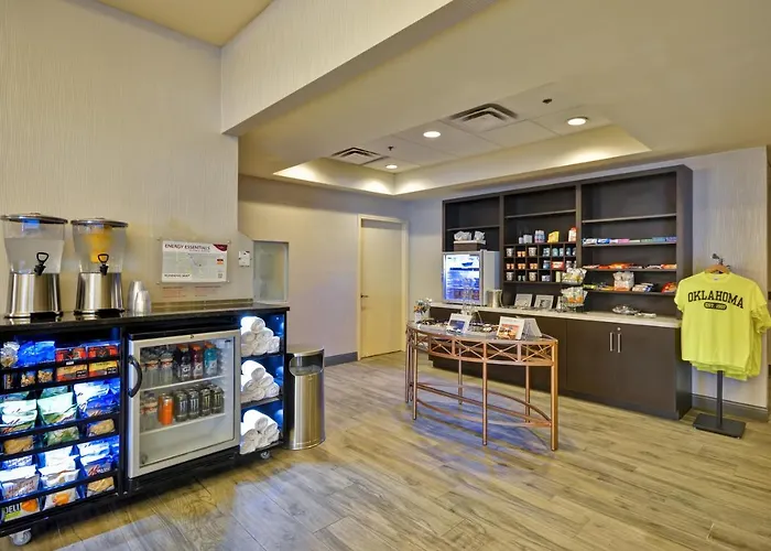 Crowne Plaza Southern Hills Hotel Tulsa
