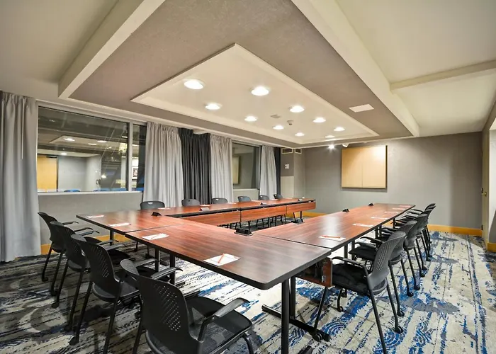 Crowne Plaza Southern Hills 4* Tulsa